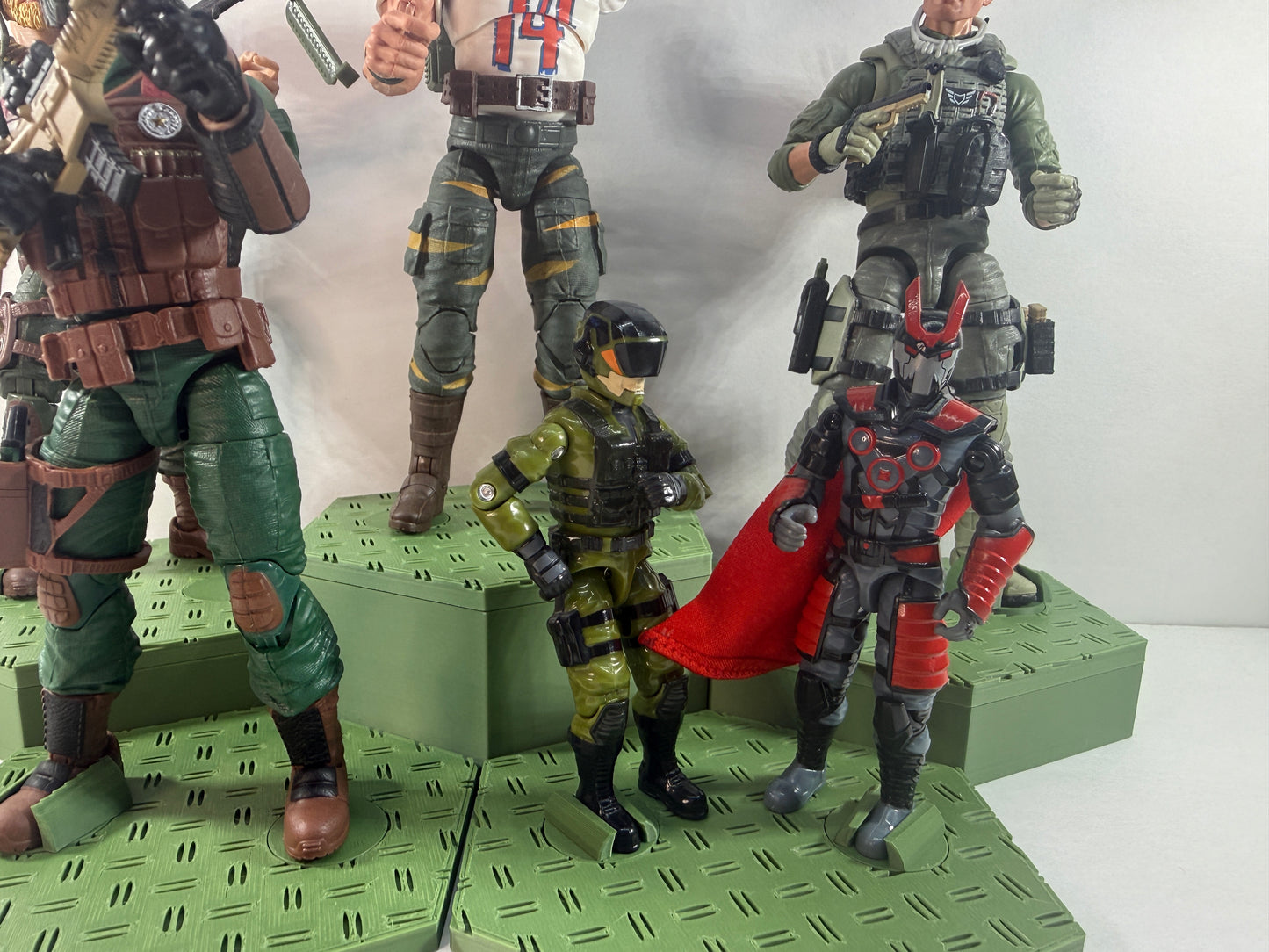 **Limited Run PreOrder** HexaStack Base Builder (5-Pack) – The Modular Display Starter Kit Combat Green